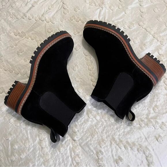Bertuchi Black Suede Booties Size 39 - Picture 5 of 10